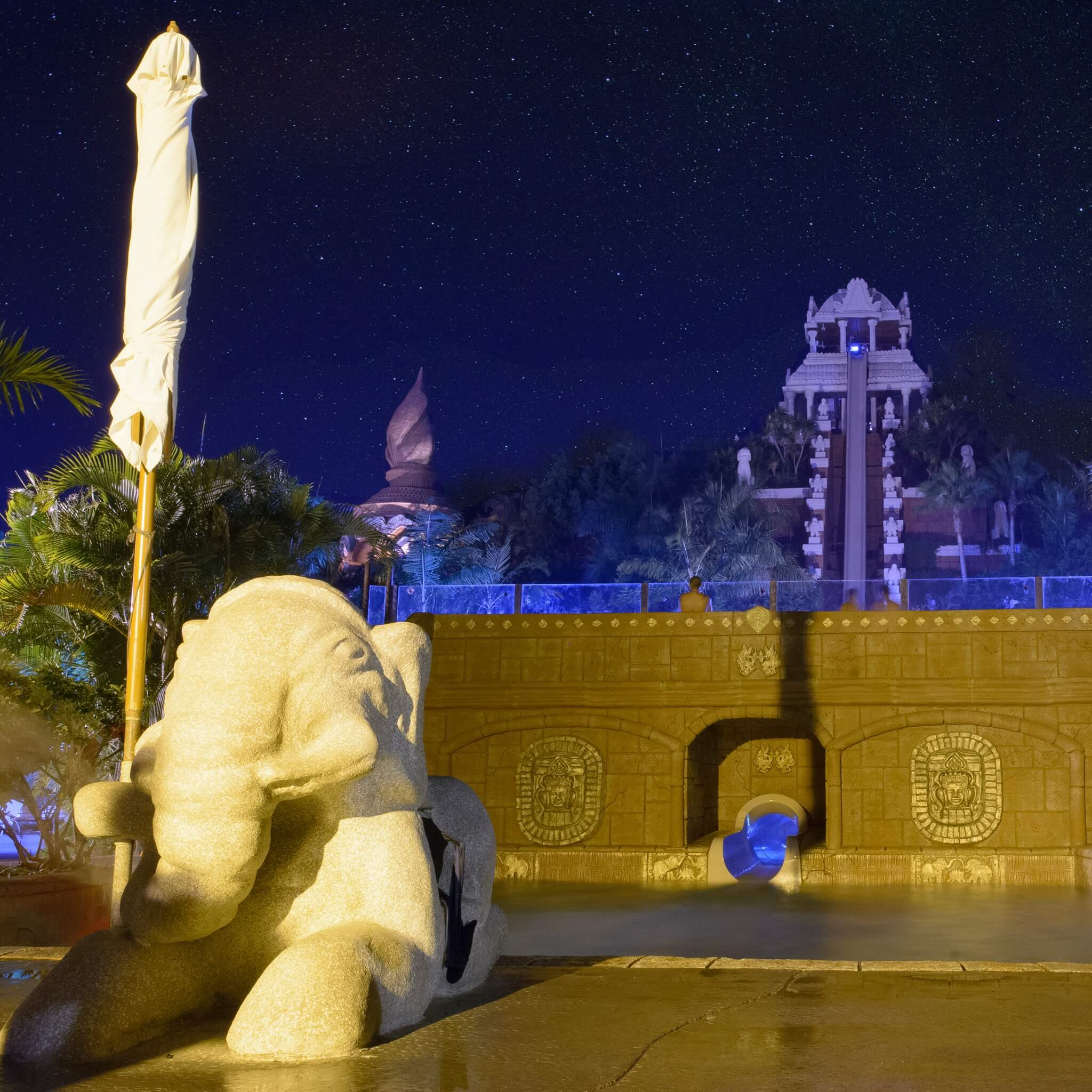 Tower of power at night, Siam Park